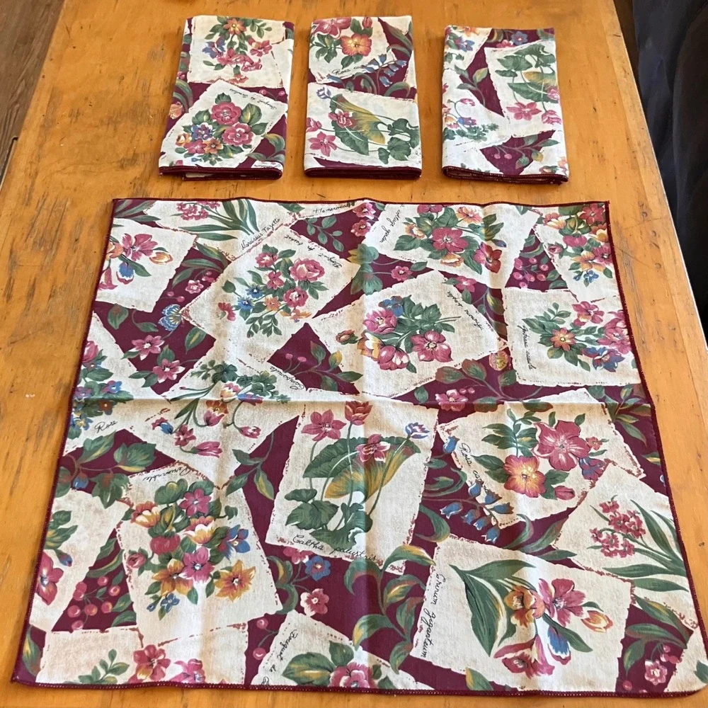 Floral Cloth Napkins Set of 4 Burgundy Botanical Floral Garden Print